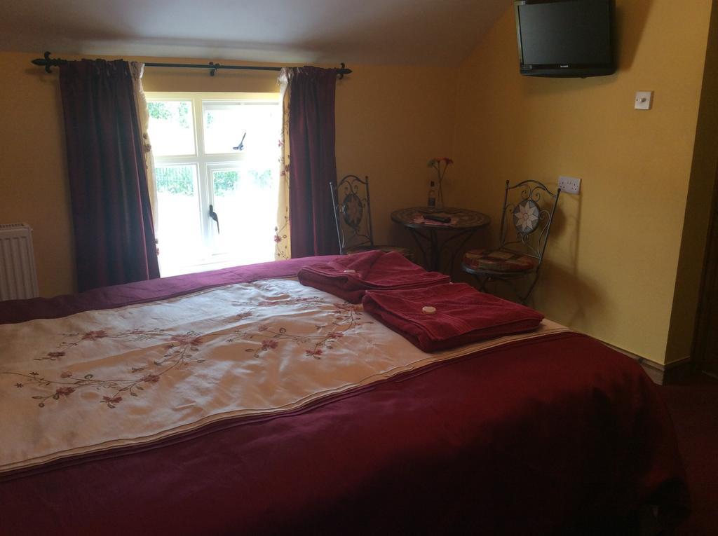 Knockin The Old Forge B&B الغرفة الصورة