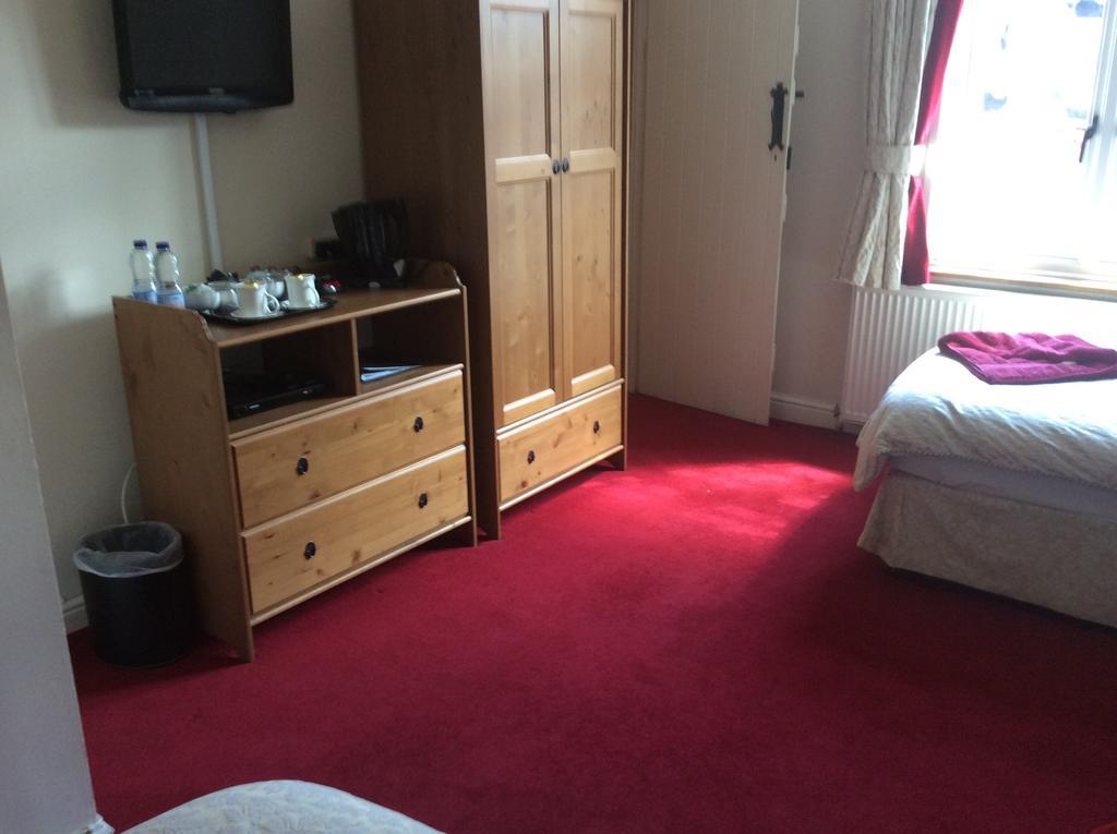 Knockin The Old Forge B&B الغرفة الصورة